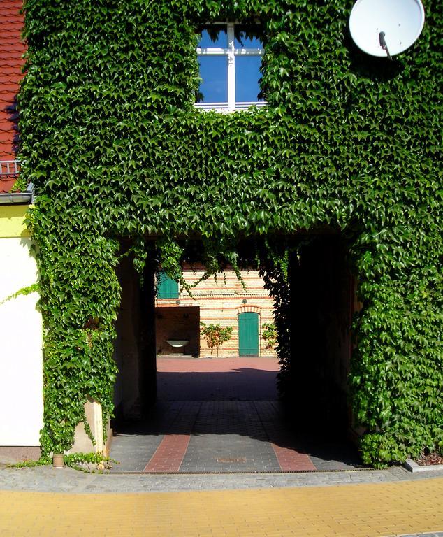 Ferienwohnung Auf Ehem. Alten Bauernhof Liebenwalde Exterior photo